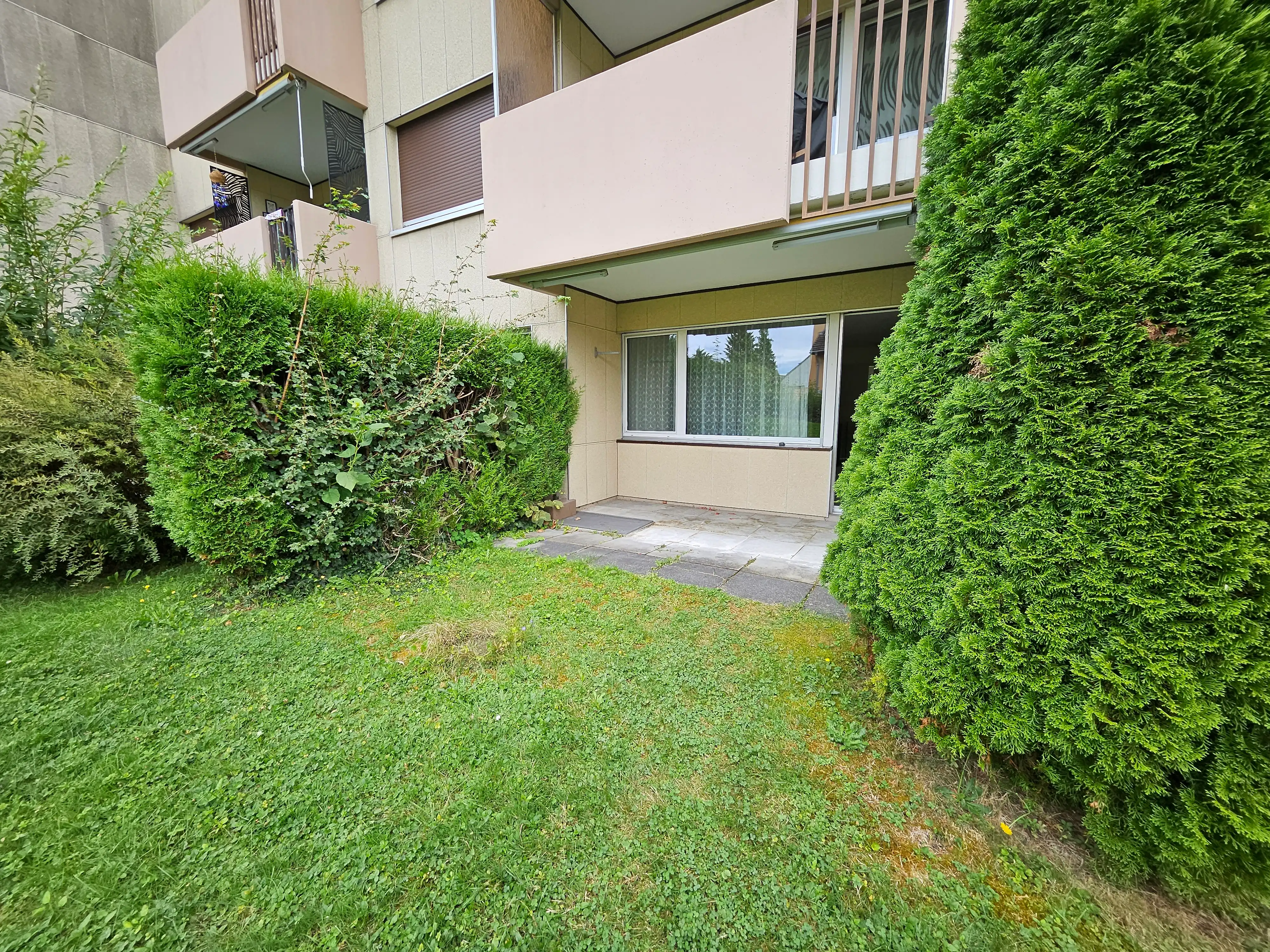 Reserviert -Renovationsbedürftige 3.5-Zimmer-Wohnung mit Gartensitzplatz in Winterthur