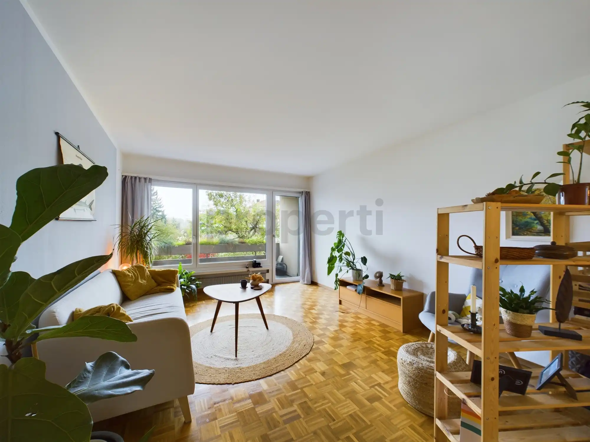 Attraktive 2.5-Zimmer-Wohnung mit Balkon in Uster