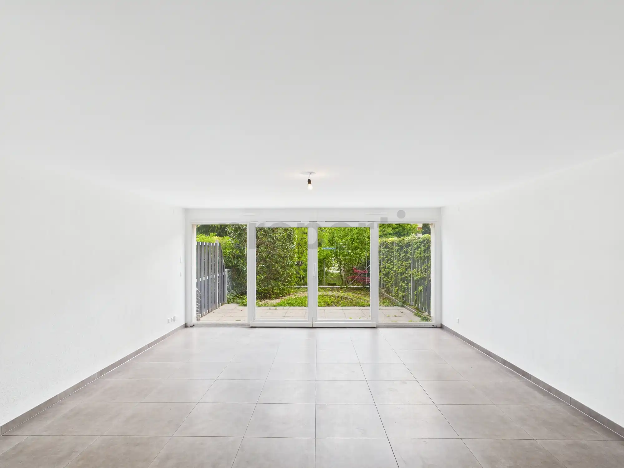 Superbe duplex avec jardin privatif — quartier résidentiel animé