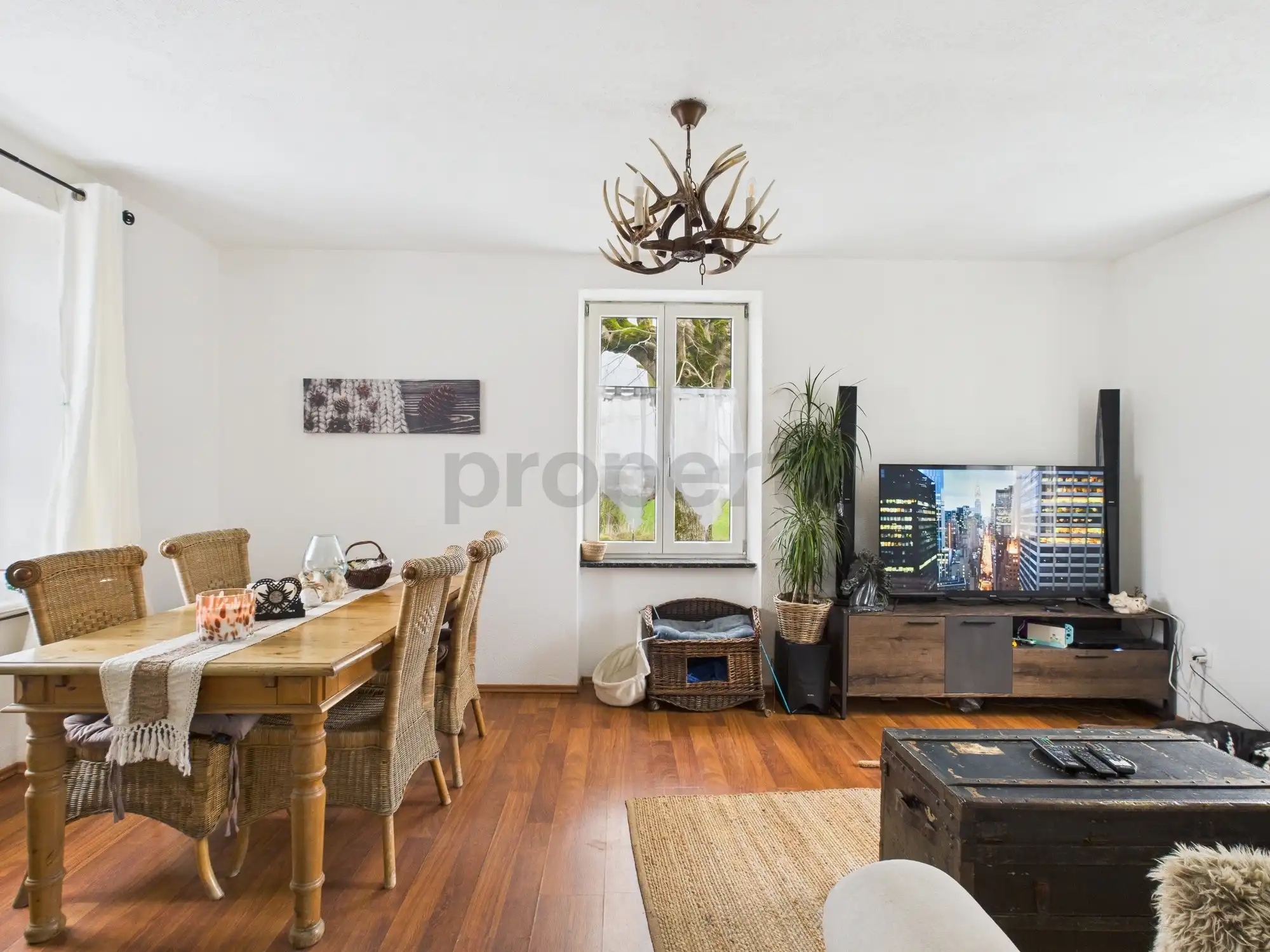 Réservée - Petite maison individuelle à rénover à Bassecourt -Opportunité à saisir
