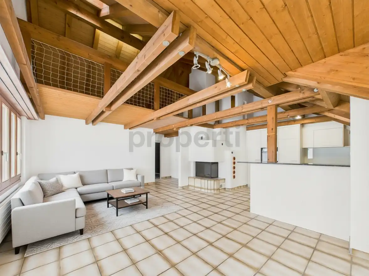 Charmante 5-Zimmer Wohnung mit Cheminée in Turbenthal
