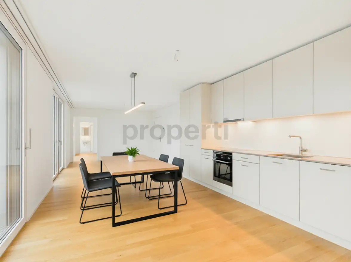 Moderne 3.5-Zimmer-Wohnung mit Balkon, Basel