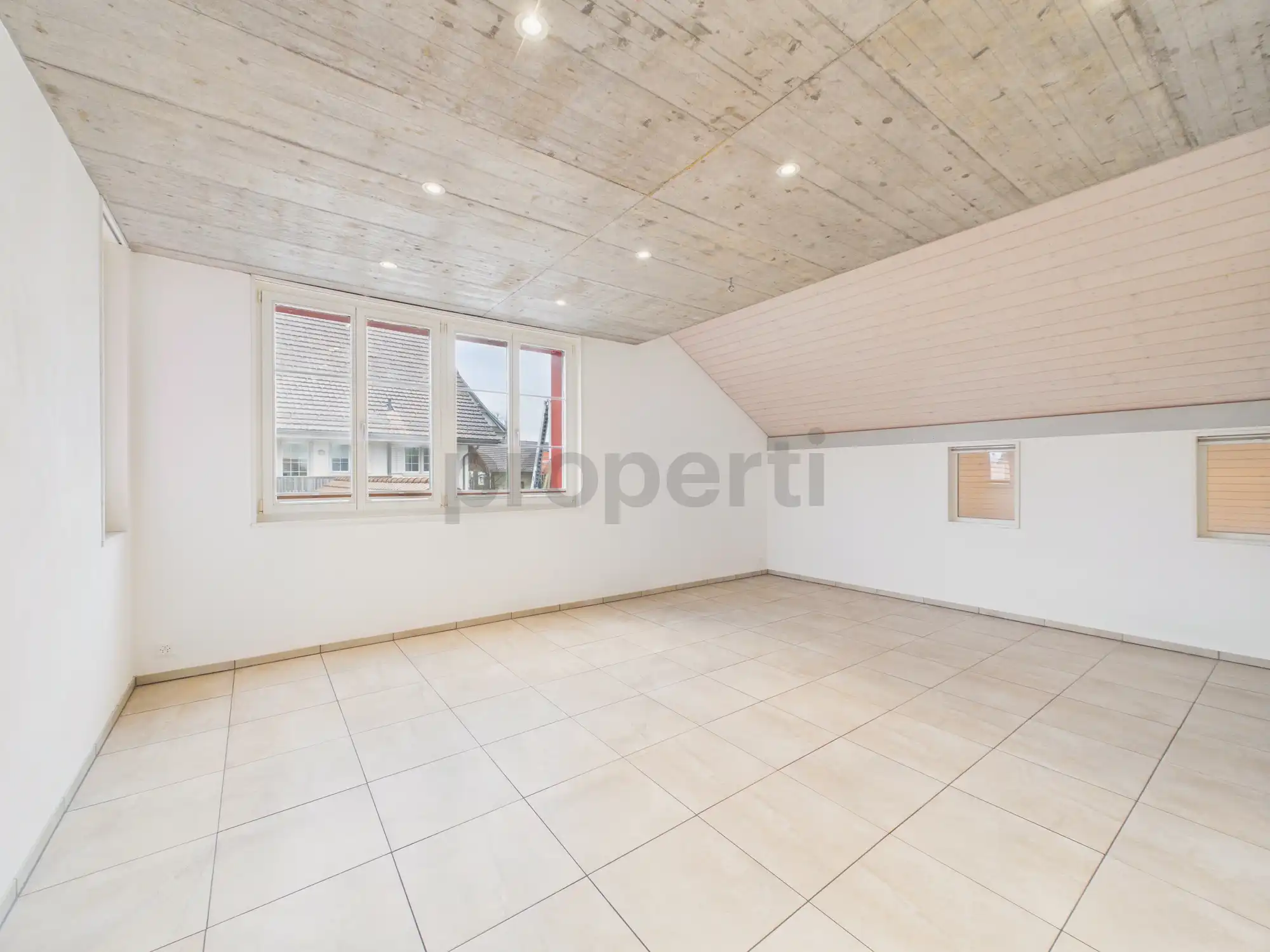 Ruhige 4.5-Zimmer-Wohnung mit praktischem Kellerraum, Rifferswil
