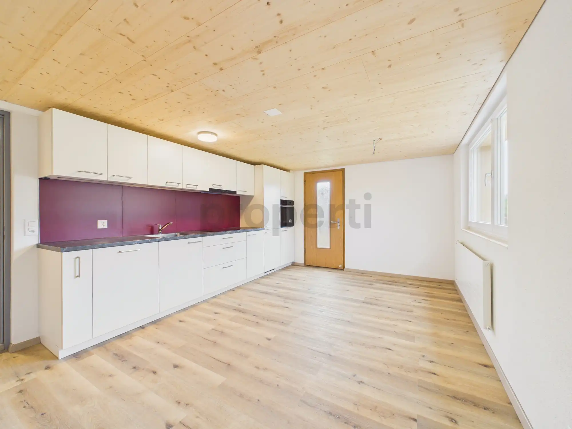 Neu renovierte 2.5-Zimmer Wohnung in Werthenstein