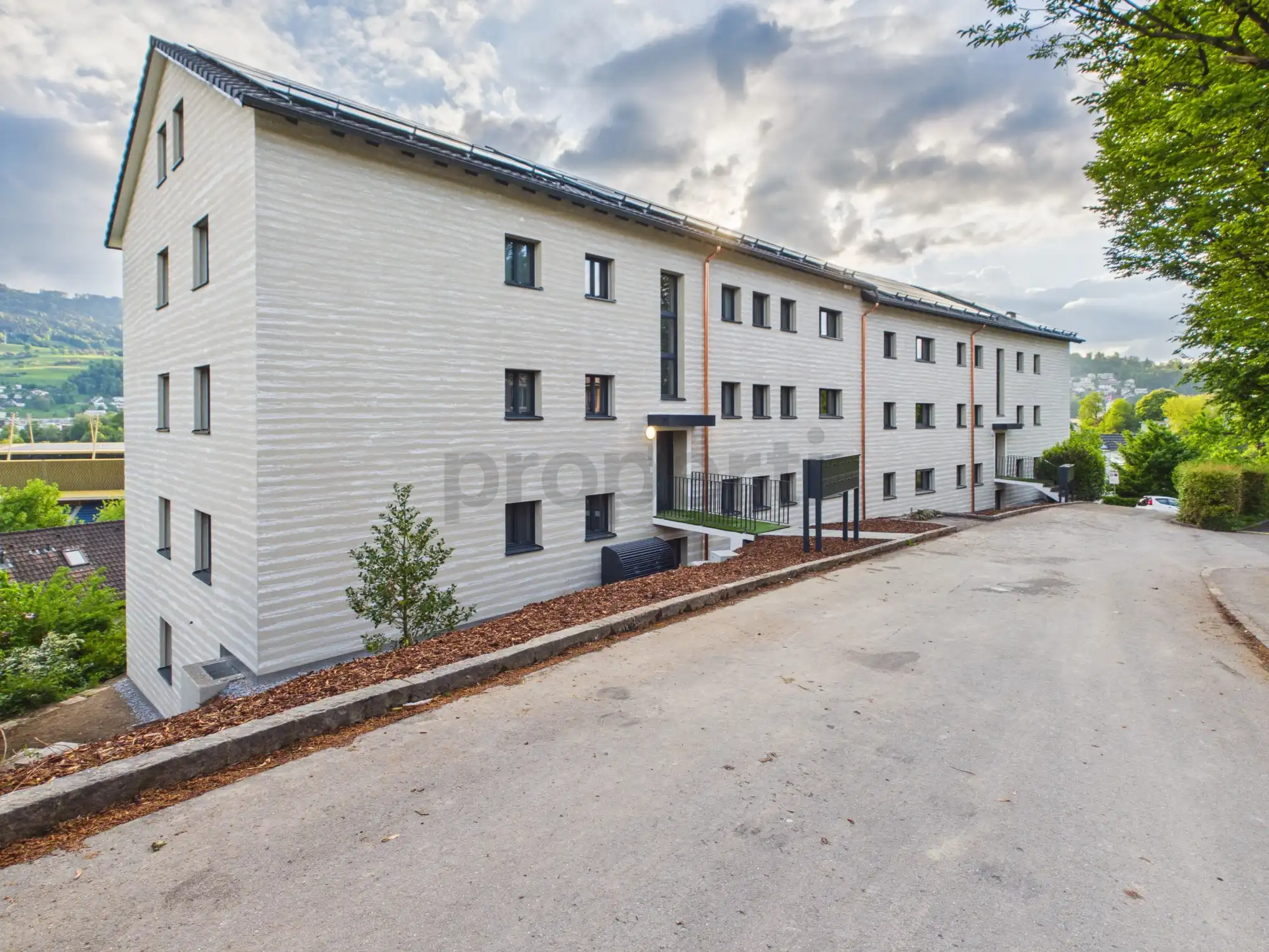 Neu renovierte 2.5-Zimmer-Wohnung mit Balkon, Luzern