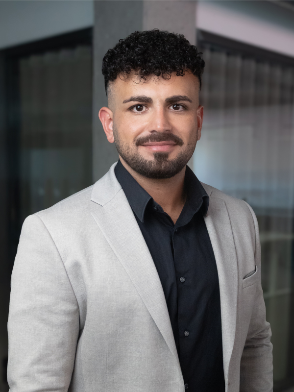 Ali Al Haar, Junior Manager bei properti